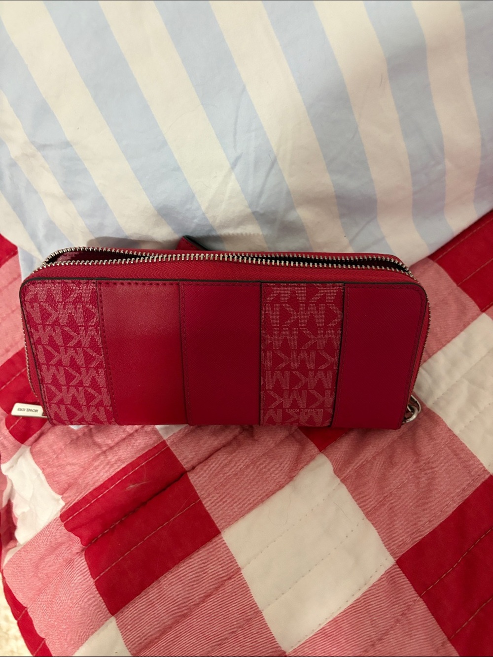 Michael Kors Pink Red MK Logo Zip Wristlet Wallet - Picture 4 of 5
